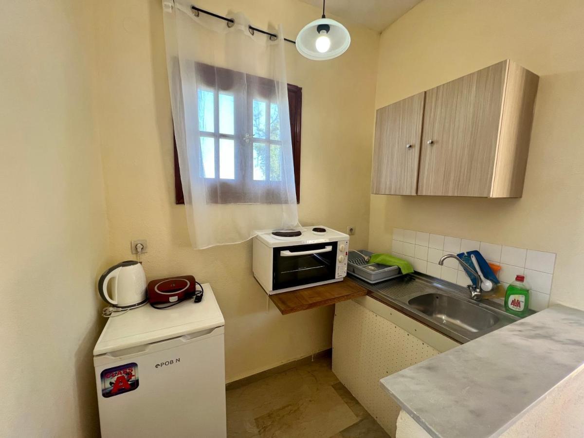 Mouse Island View Studios Перама Экстерьер фото